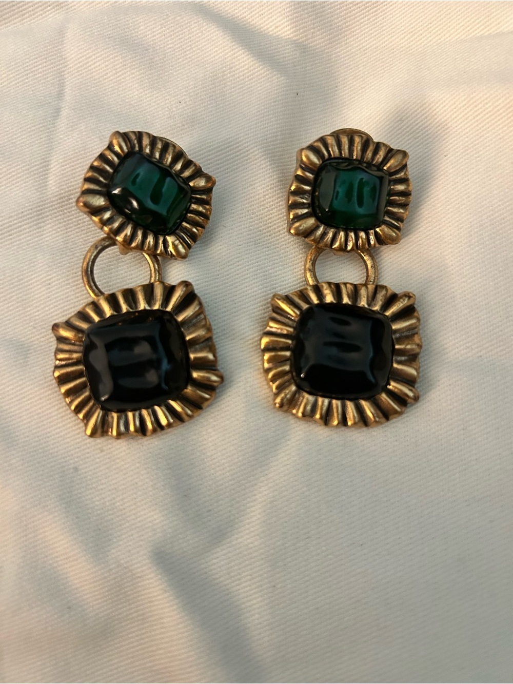 Oscar de la Renta Gold-Tone Drop Earrings with Green and Black Cabochons